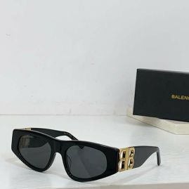 Picture of Balenciga Sunglasses _SKUfw56703580fw